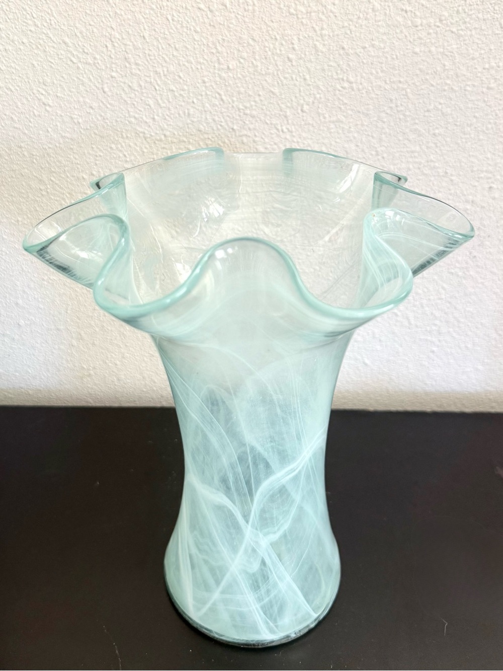 Vtg 10” Murano Style Vase Aqua & White Latticino Swirl Handblown Ruffled Glass